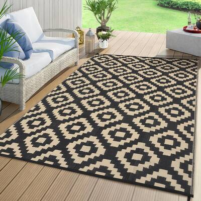 Garvee Outdoor Black & Coffee 10x14 Rugs Waterproof Reversible Patio Mat Plastic Straw Lightweight Modern Geometric Design wi...