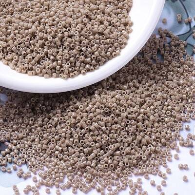 MIYUKI Delica Beads