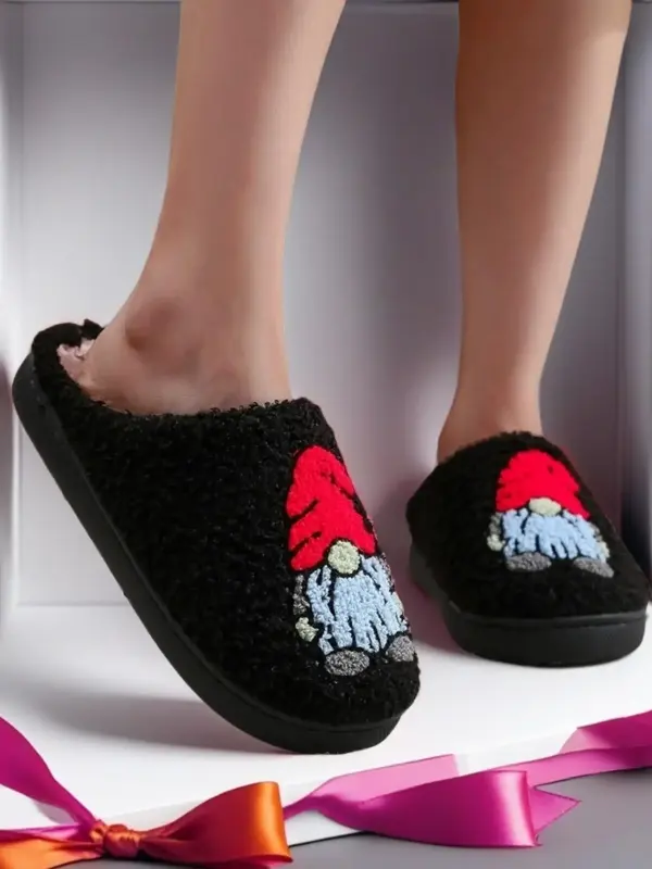 Cute Cartoon Gnome Christmas Pattern Slippers, Casual Soft Comfortable Home Slippers for Women, Fluffy All Seasons House Shoe...