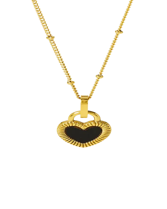 18K Pearl Heart Pendant Necklace