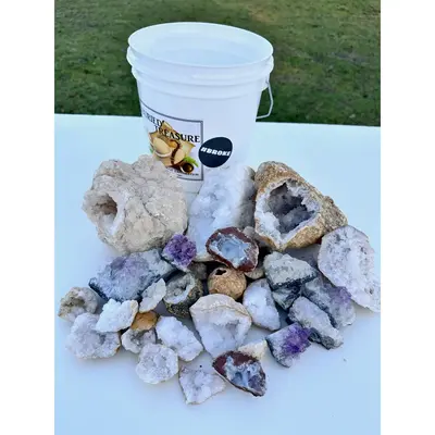BROKE BUCKET - ASSORTED BROKEN NATURAL CRYSTAL GEODES - GALLON