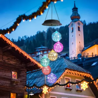 Solar Powered Wind Chime Light, 1 Count Edison/Moroccan Ball Design Garden Hanging Light, Outdoor Decorative Light For Home...