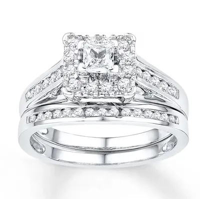 10K White Gold 0.625 CT.T.W. Round Lab Created Diamond Custom Custom Engagement Bridal Set D Color VVS1-VS1 Clarity