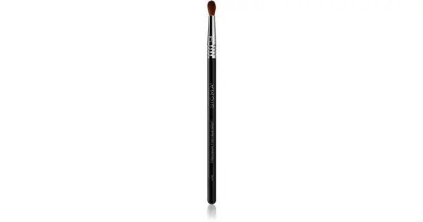 Sigma Beauty E42 Precision Firm Blender precision brush for eyeshadow application