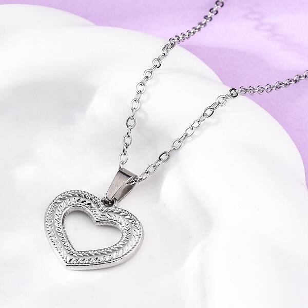 Hollow Heart 304 Stainless Steel Pendant Necklaces