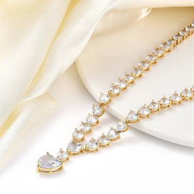 Brass Full Clear Cubic Zirconia Heart Pendant Necklaces for Women