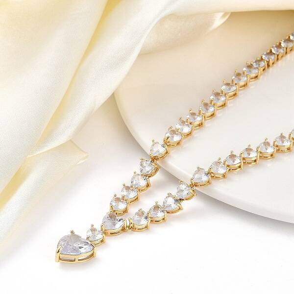 Brass Full Clear Cubic Zirconia Heart Pendant Necklaces for Women