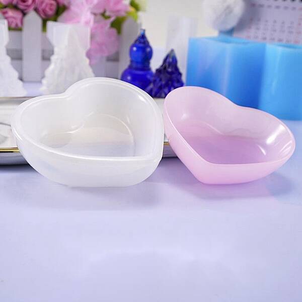 DIY Heart Dish Silicone Molds