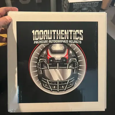 (Black) PYT Full Size Authentic lid