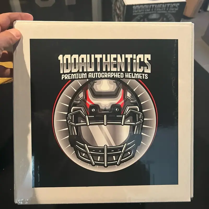 (Black) PYT Full Size Authentic lid