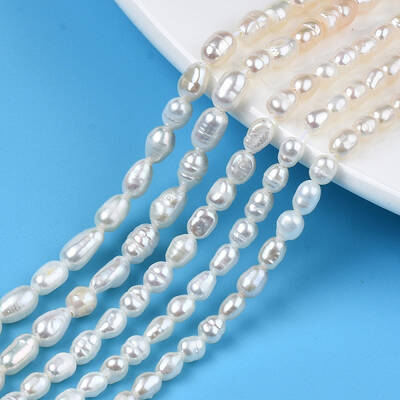 Natural Cultured Freshwater Pearl Beads Strands