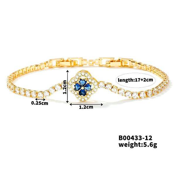Elegant Four-Leaf Clover Zircon Bracelet for Everyday Western Style.