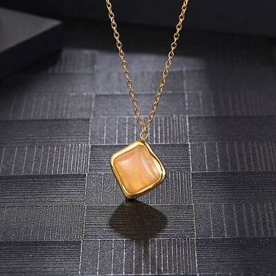 Natural Rose Quartz Rhombus Pendant Necklace with Brass Chains