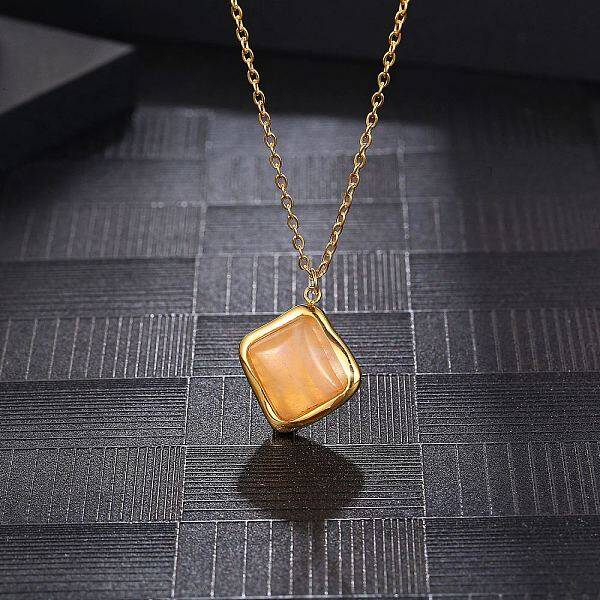 Natural Rose Quartz Rhombus Pendant Necklace with Brass Chains