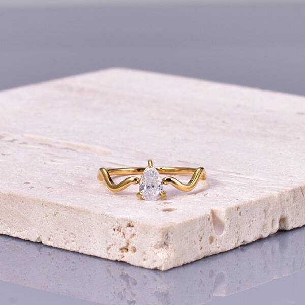 Teardrop 304 Stainless Steel with Clear Cubic Zirconia Finger Rings for Women