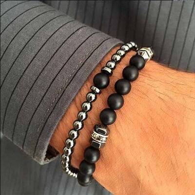 Fashion Retro Black Matte Bracelet Set with Zircon Crown
