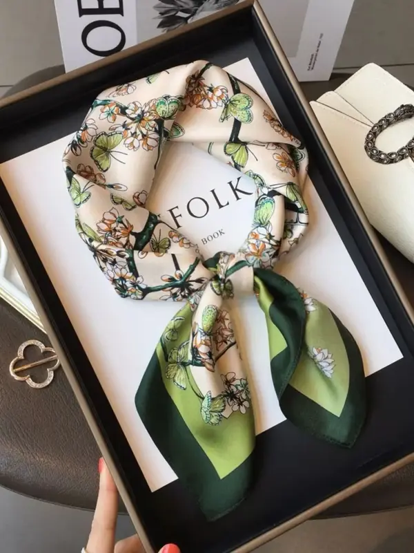 Floral Print Scarf, Women's Elegant Printed Bandana, Square Scarf for Daily Wear