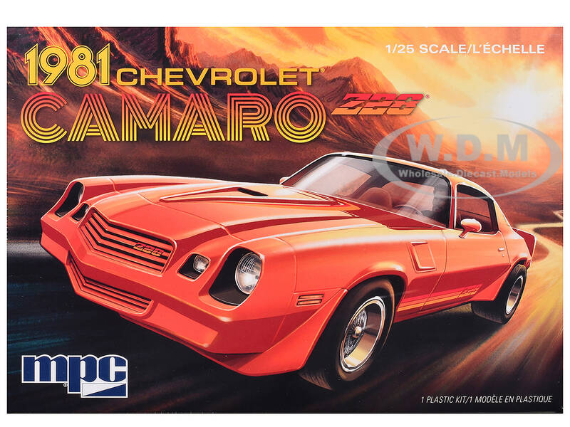Skill 2 Model Kit 1981 Chevrolet Camaro Z28 1/25 Scale Model by MPC