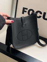 Women's Fashionable Letter Pattern Crossbody Bag, Casual Pu Leather Shoulder Bag for Daily Used, Trendy Commuter Bag
