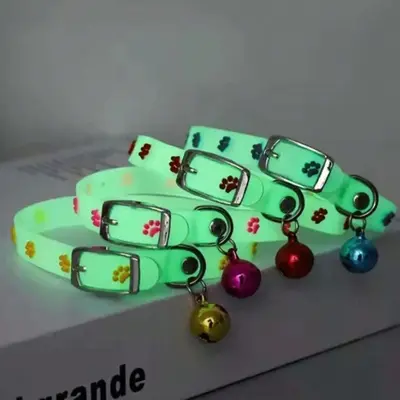 Random Color Pet Anti-lost Collar, 1 Count Glow in the Dark Silicone Pet Accessories for Small Cats & Dogs