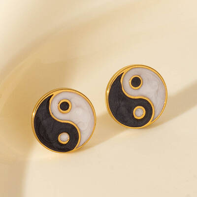 Retro Chinese Style Stainless Steel Flat Round with Yin-yang Stud Earrings