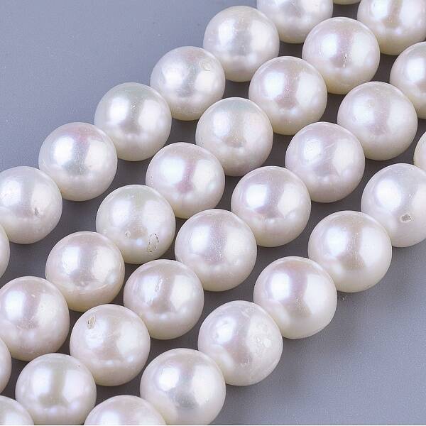 Natural Cultured Freshwater PearlBeads Strands