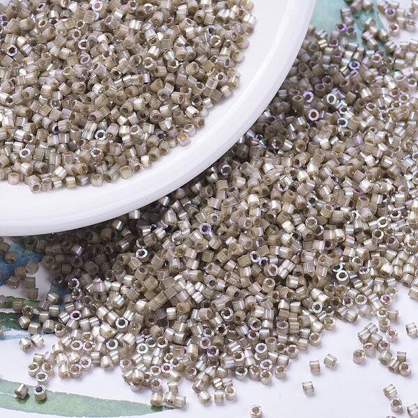 MIYUKI Delica Beads