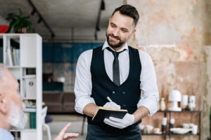 Food and Beverage Restaurant Service: Basic Waiter's Training