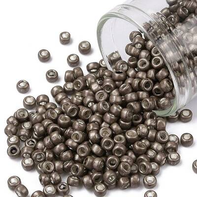 TOHO Round Seed Beads