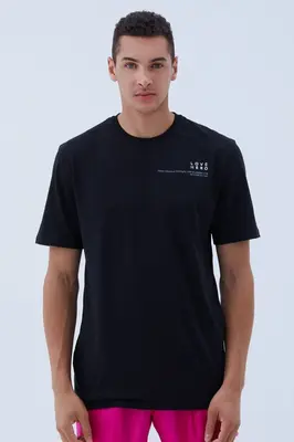 Dark Forest T-shirt in Black | Size: S