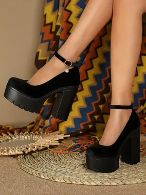 Women's Fashionable Solid Color Classic Faux Pearl Decorated Platform Pumps, Casual Round Toe Buckle Heeled Shoes for Daily W...