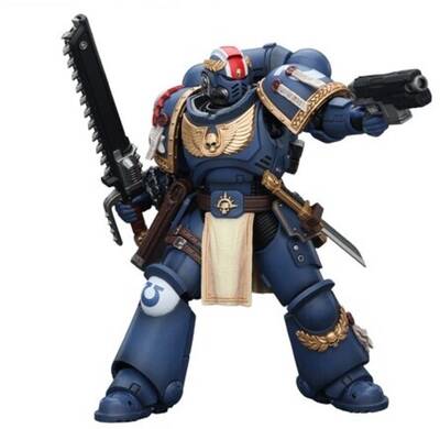 Warhammer 40K - Secret Level - Ultramarines: Titus with Laurels of Victory 1/18 Action Figure