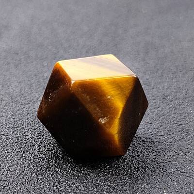 Natural Tiger Eye Hexagon Figurines for Home Desktop Decoration