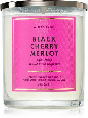 Bath & Body Works Black Cherry Merlot scented candle 227 g