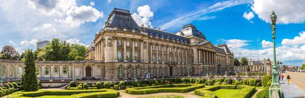 Brussels’ Noble Beginnings: An Upper Town Walking Tour