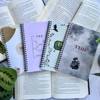 TBR Book Journals (to be read book journal) booktok gift 100 page