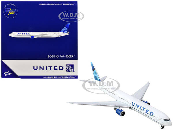 Boeing 767-400ER Commercial Aircraft \