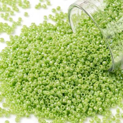 TOHO Round Seed Beads