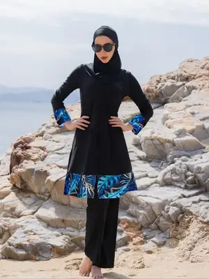 Women's Tropical Print Islamic Swimwear Three-Piece Set, High Stretch Modest Casual Long Sleeve Swim Top & Trousers & Hijab f...