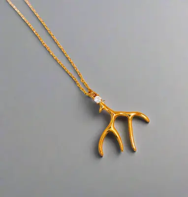 Golden Antler Elegance Necklace
