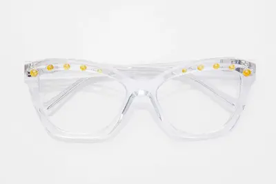 Amphitrite | Color: Translucent