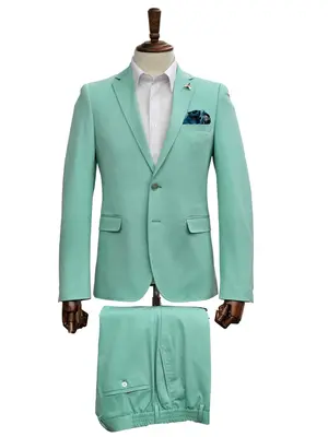 Stretch Fabric - Slim Fitted Suit - Light Weight 