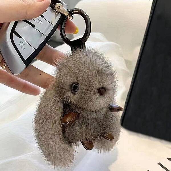 Cute Plush Rabbit Pendant Keychain
