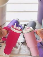 Mini Cup Shaped Keychain, Cute Keychain, Portable Keychain for Women & Men, Fashion Accessories for Daily Use, Charms