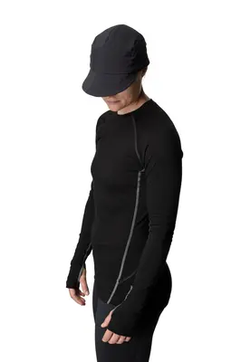 W's DeSoli Crew | Color: true black | Size: XXS