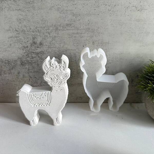 DIY Silicone Candle Molds