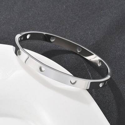 Hollow Heart 304 Stainless Steel Bangles for Women