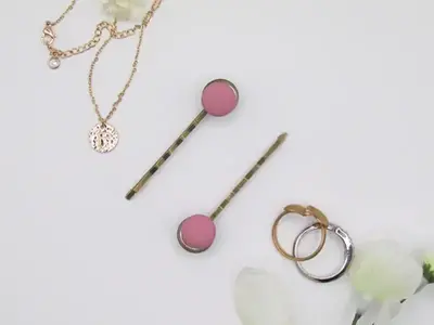 No-Snag Hijab Magnet Hair Pin - Pink, Ultra-Strong Hold, Fabric-Friendly, Elegant Design