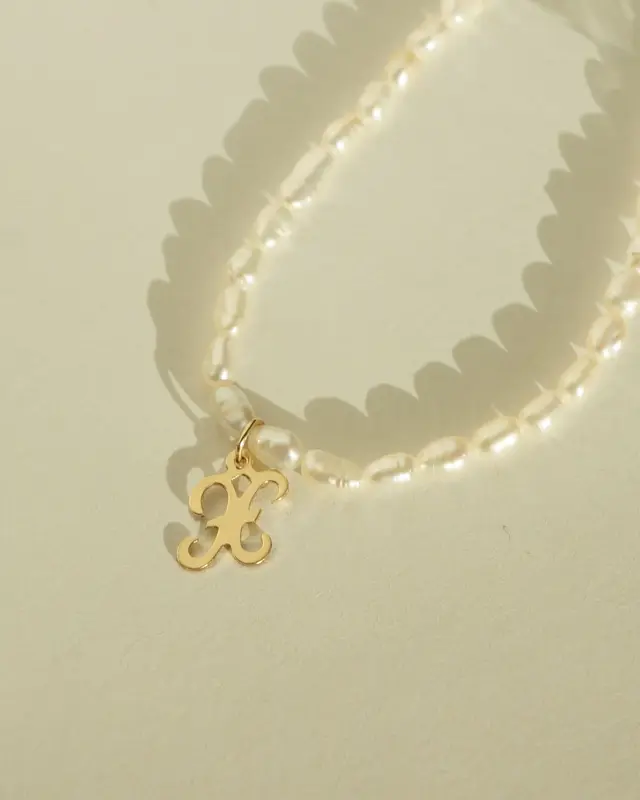 Quincy Initial Necklace | Metal Color: Gold | Style: X
