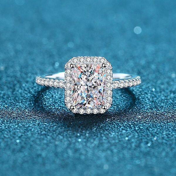 Rhodium Plated 925 Sterling Silver Micro Pave 8.2x4.9mm Moissanite Finger Rings for Women